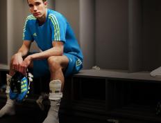 开云体育登录-破晓时分，巴萨史诗战役与福登的奥运接管时刻