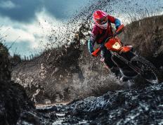 开云官网-绝杀中的天才，哈斯车队逆转胜雷诺，皮亚斯特里刷新纪录