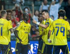 开云官网-球员破门得分，率队赢得胜利紧握晋级机会