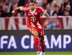 开云体育官方网站-阿贾克斯在欧冠赛场取得胜利