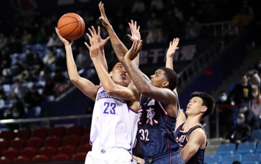 开云体育中国-包含黑龙江FC外援两连斩,帮助球队获胜的词条