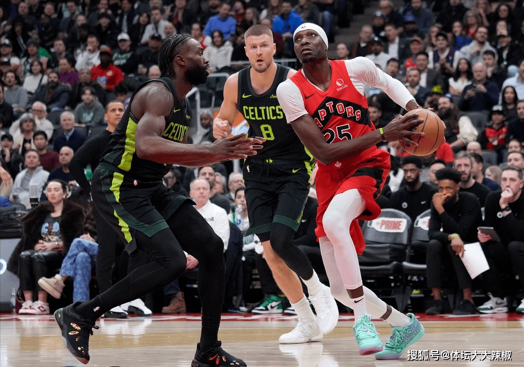 开云体育官网-猛龙队主场大捷，球队士气高涨