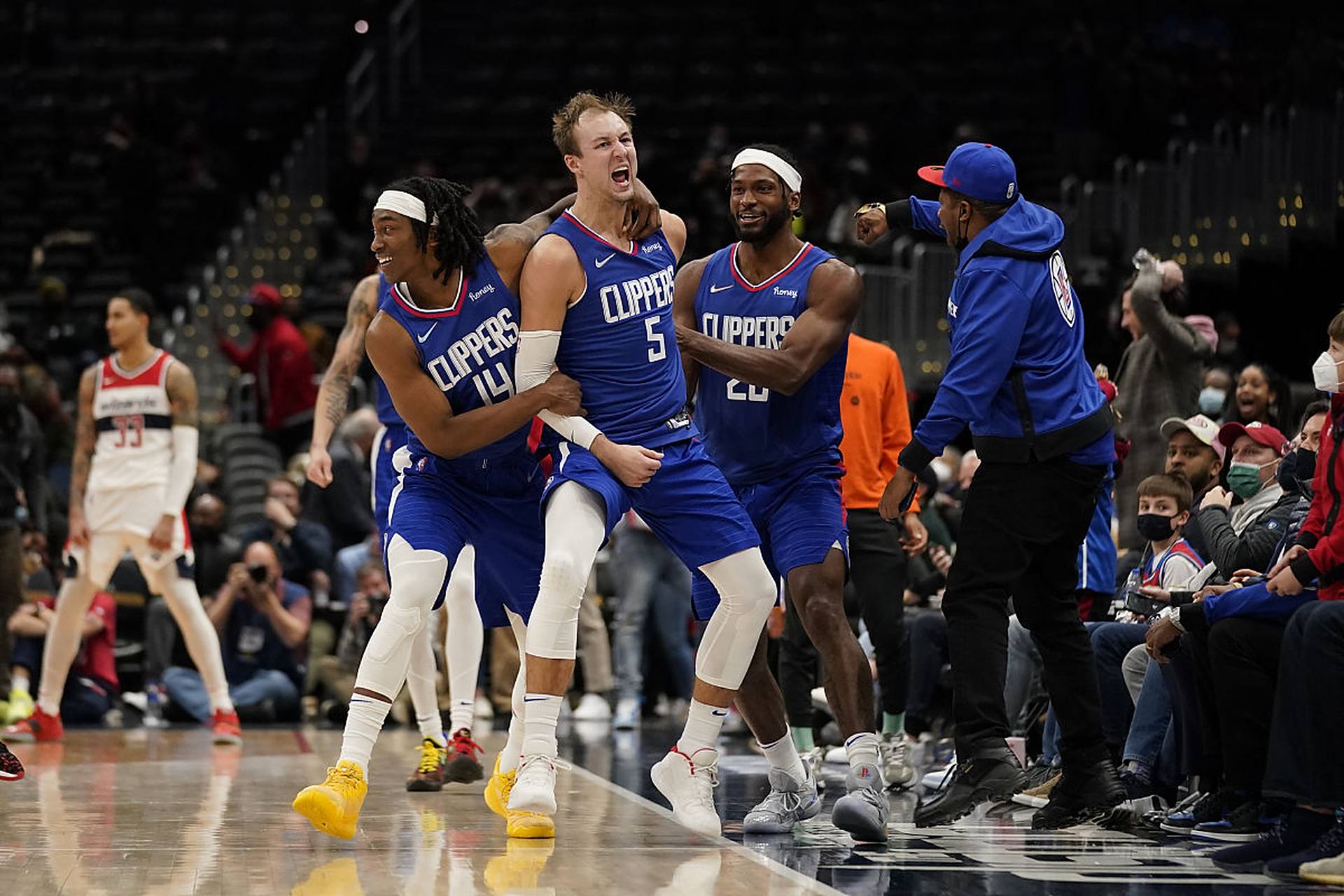 开云官方app入口-热火击败快船，迎来八连胜