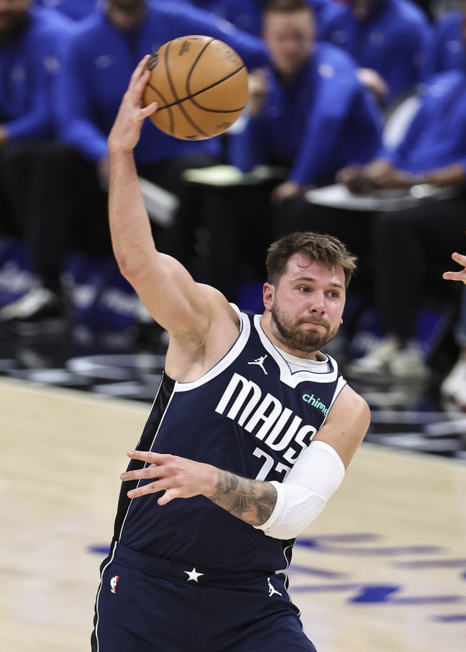 开云平台-独行侠客场击败森林狼，小乔丹独得22+15