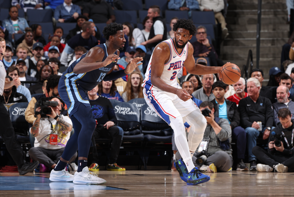 开云体育在线-包含76人队大胜勇士队，总决赛气氛空前热烈的词条