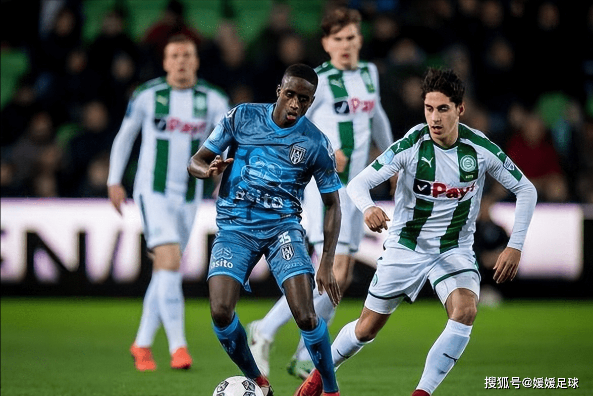 开云下载-阿雅克肖客场击败洛里昂，取得关键胜利