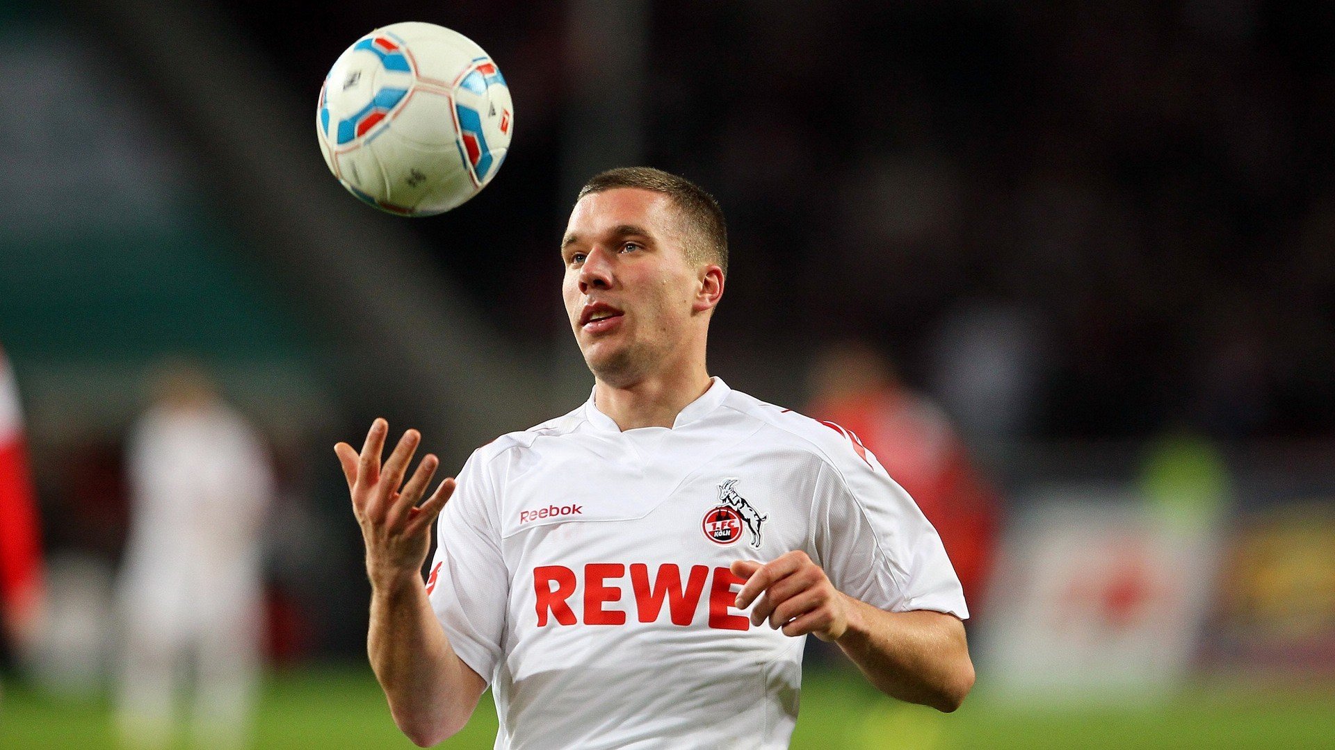 开云体育官网-世界之巅的锁链，2026世界杯之夜，杰伦·格林如何用防守封死对手的星辰