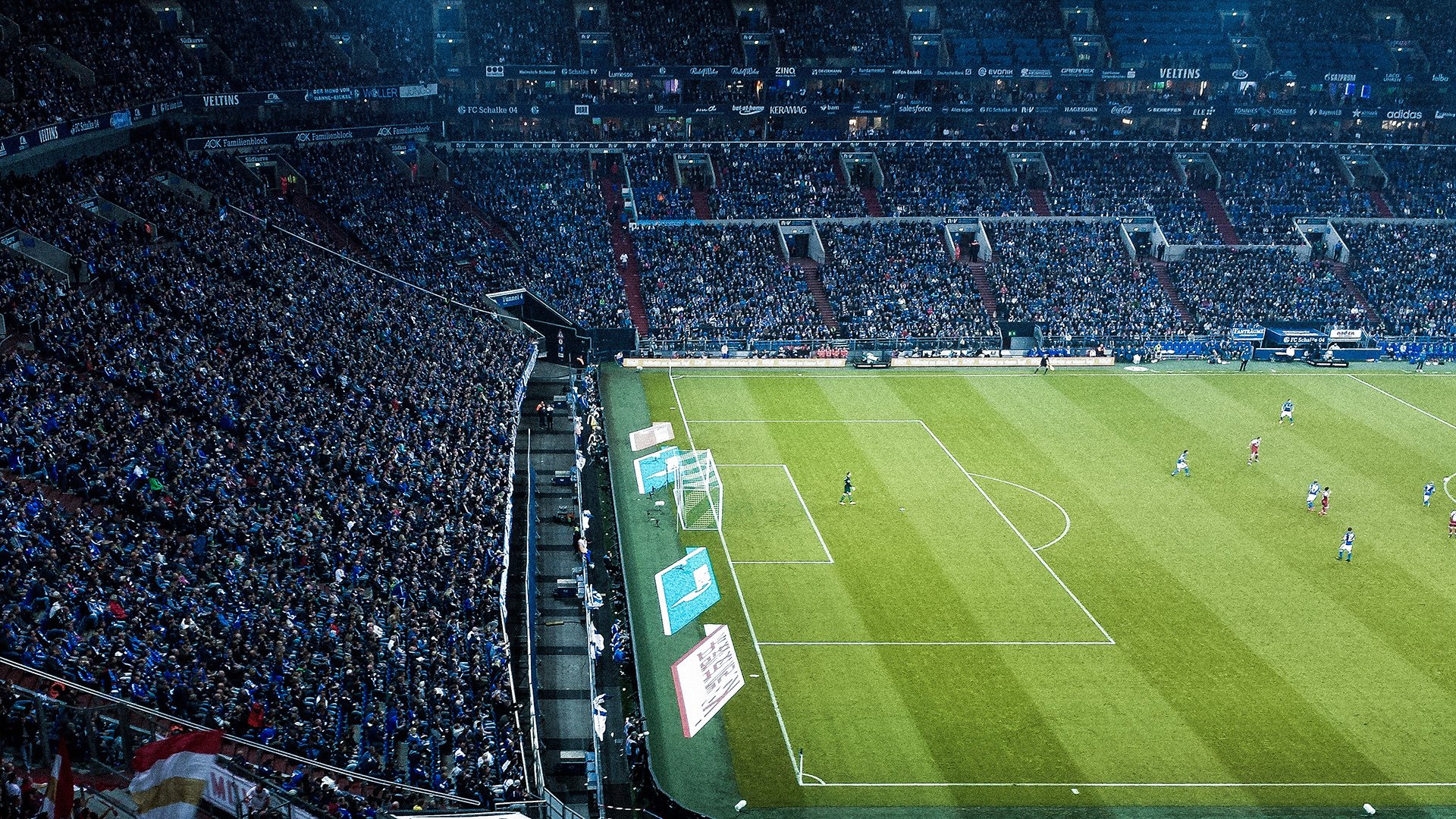 开云体育登录-欧冠半决赛之夜，利拉德跨越界限，用实力征服客场质疑