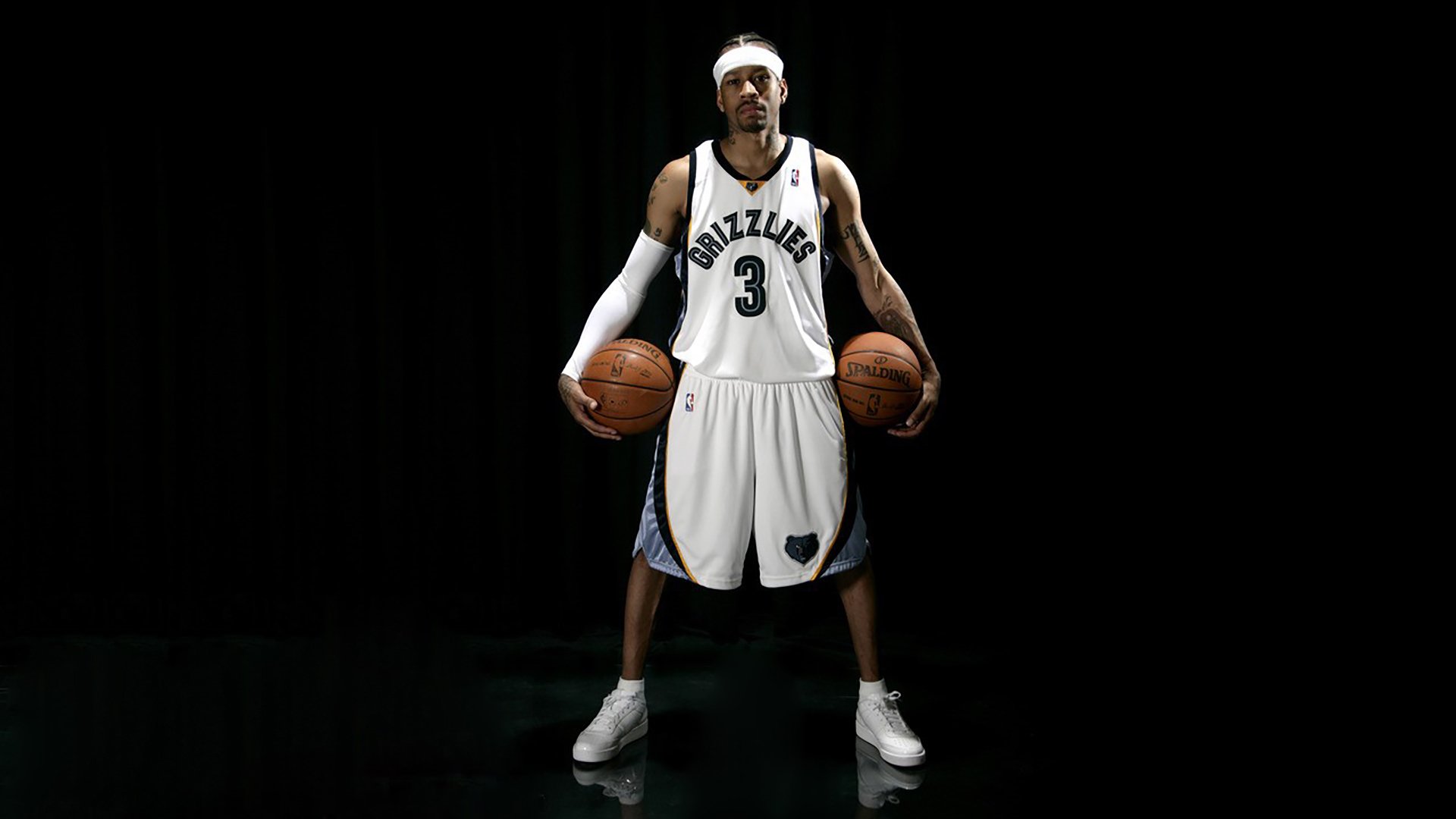 开云APP-当金色风暴席卷玫瑰城—从库里到拉梅洛,跨越运动的唯一性主宰定律